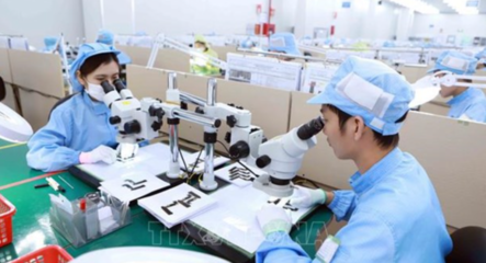 越南崛起 服裝出口額躍居世界第二，成為全球投資熱點